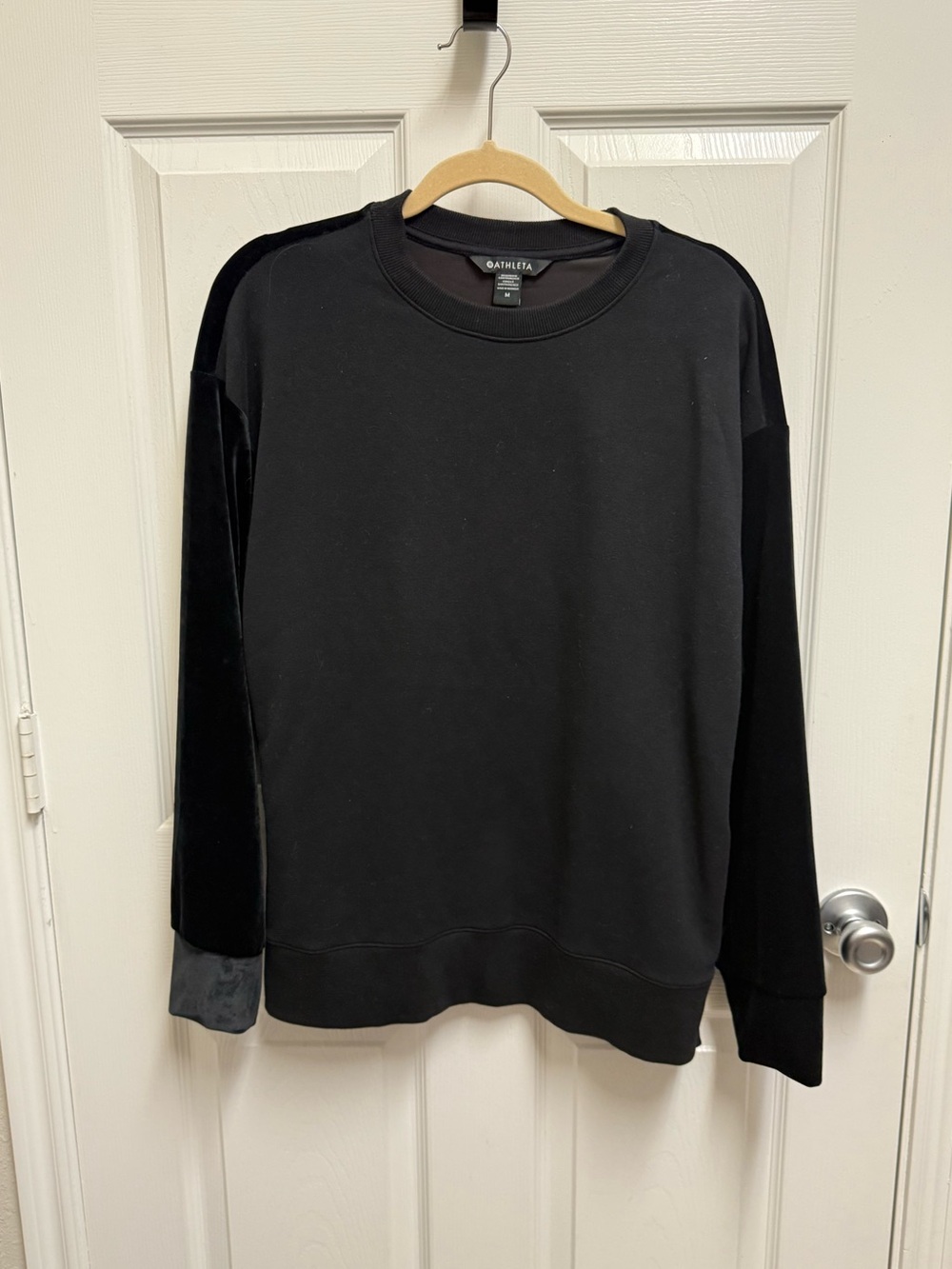 Athleta Black Crewneck Velvet Back Sweater